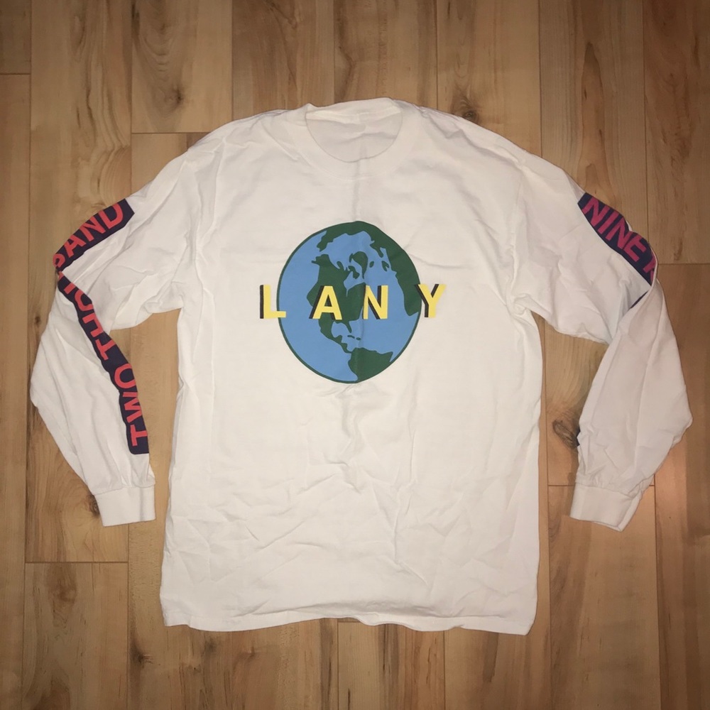 LANY 2019 world tour long sleeve shirt - Picture 3 of 13